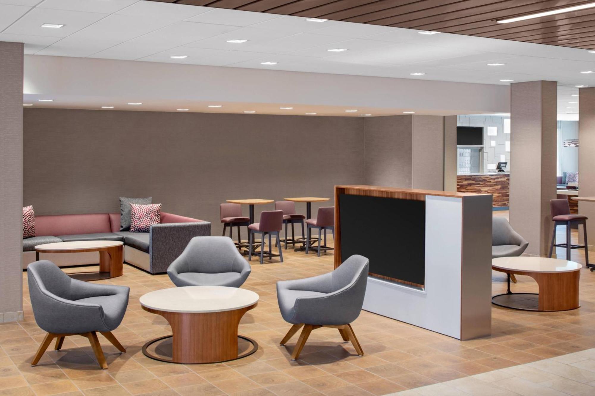 Hotel Courtyard By Marriott Wayne Fairfield Extérieur photo